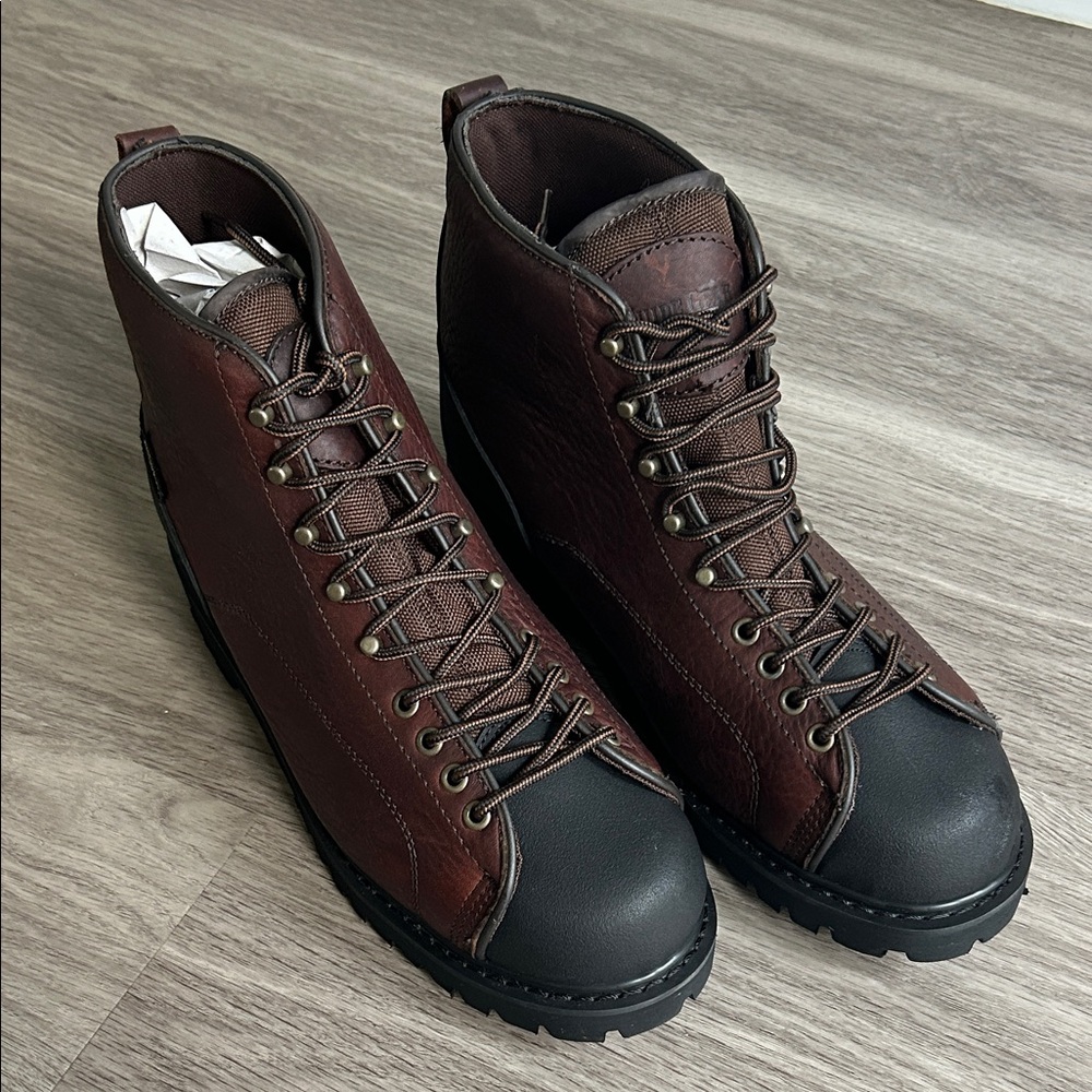 Brand New Gear Guide Men's Brown Leather Boots Size 12 D